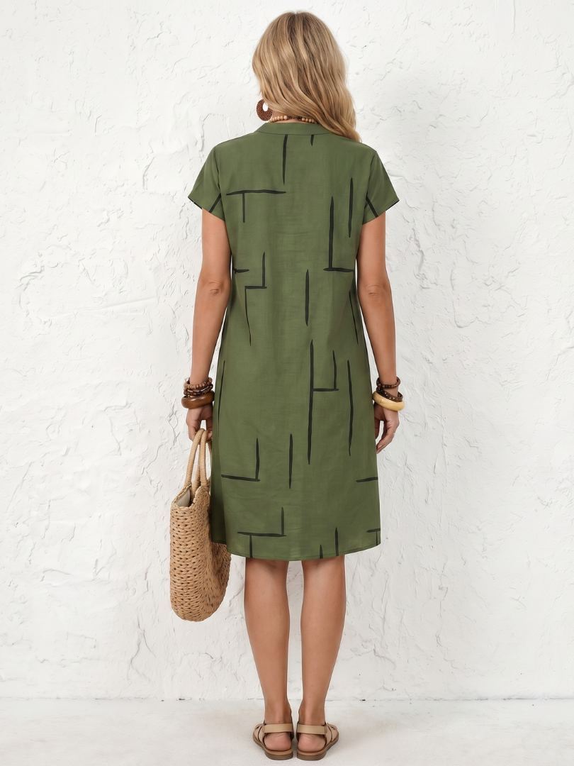 Novelle North® | Short Sleeve Abstract Print Knee Length Dresses