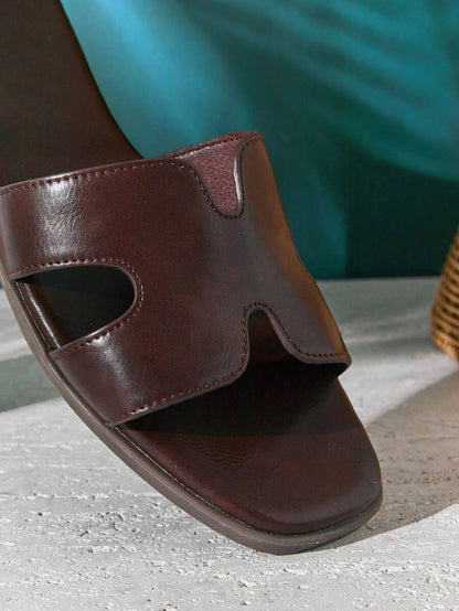 Novelle North® | Prabangios Atviros Šlepetės – Minimalistinis Vasaros Stilius